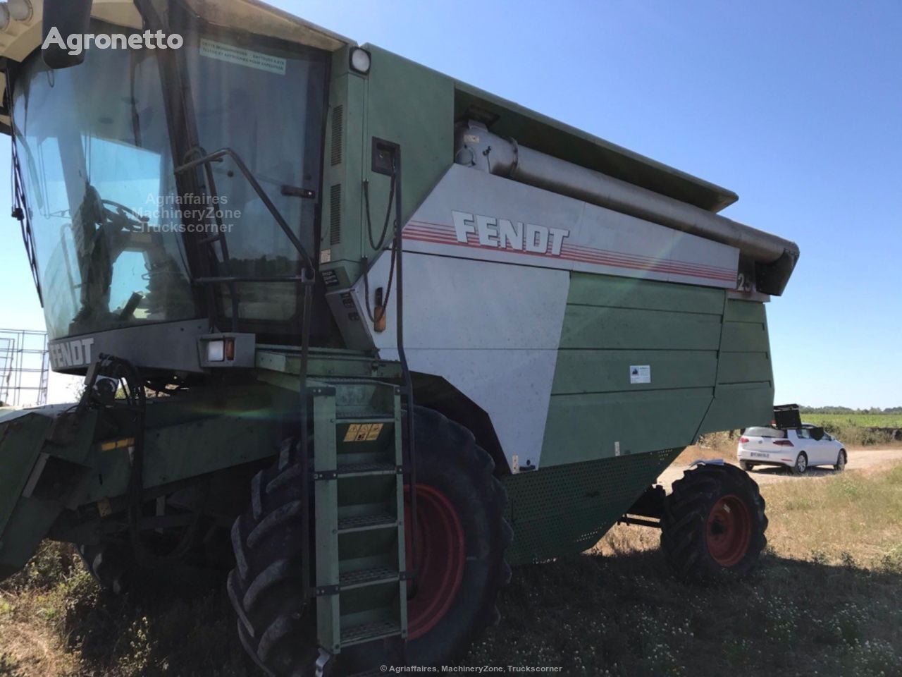 ماكينة حصادة دراسة Fendt 5250