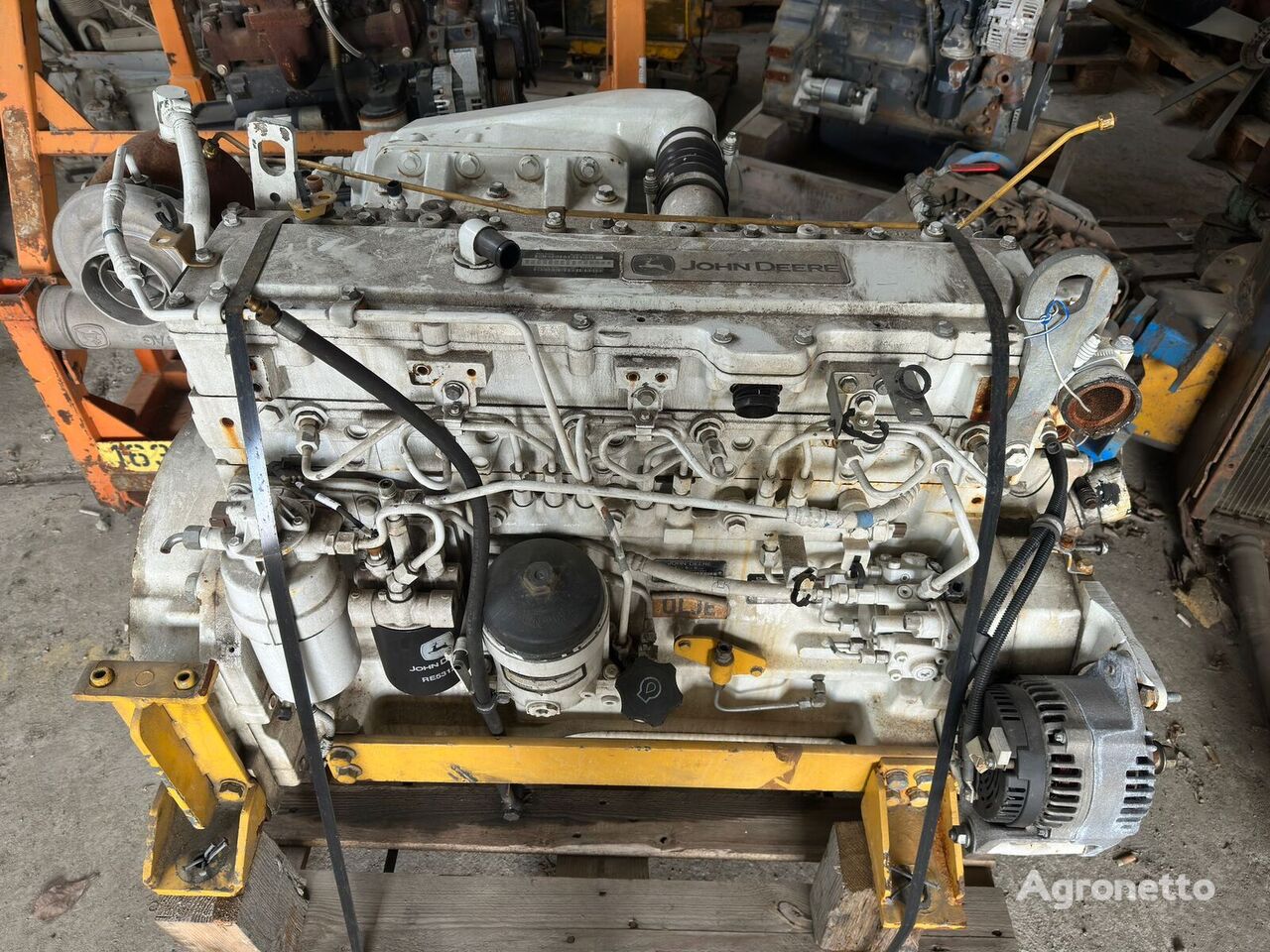 المحرك John Deere 6090AFM75 لـ جرار بعجلات