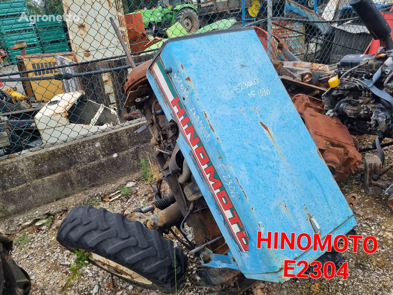 جرار بعجلات Hinomoto E2304 PARA PEÇAS من قطع الغيار